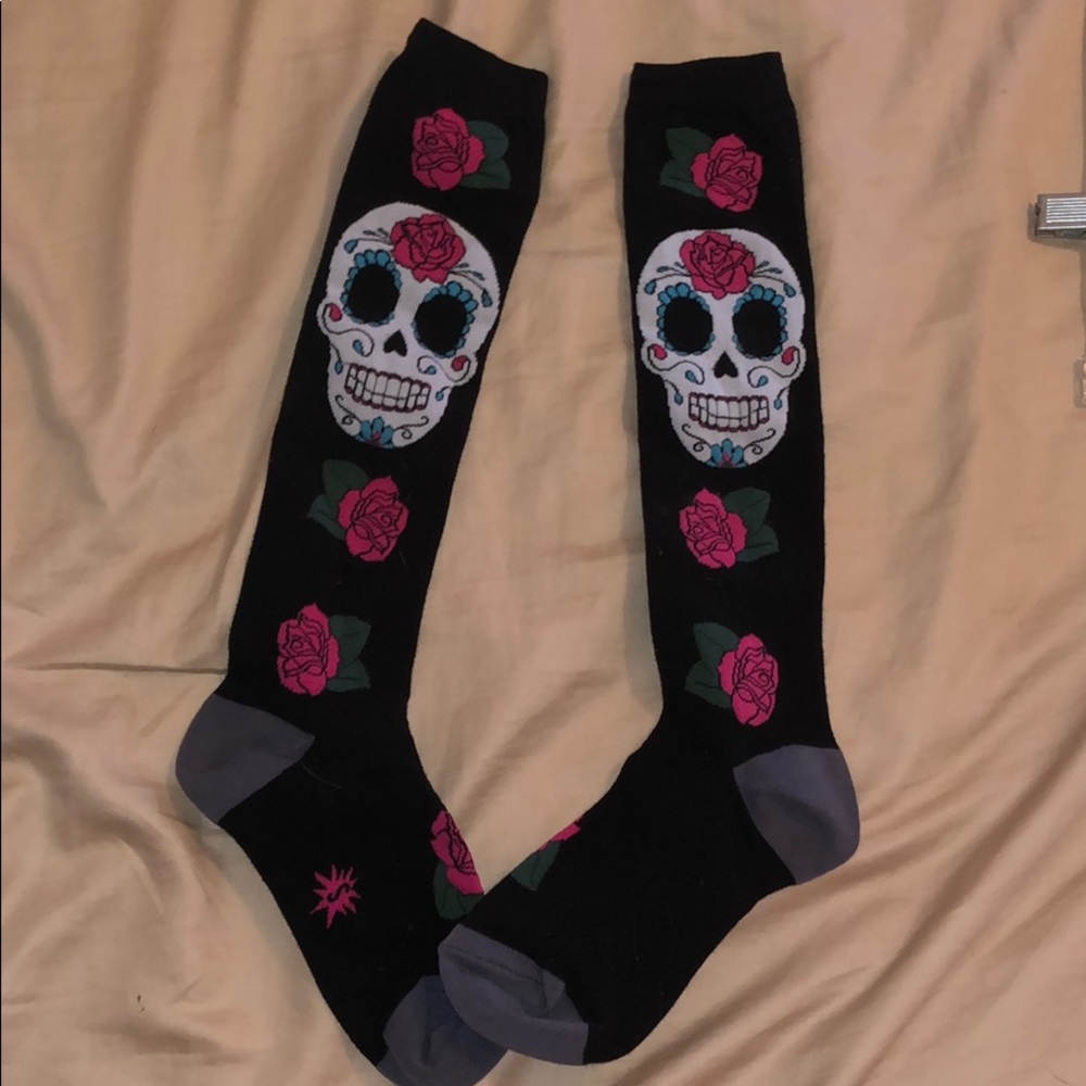 Sugar skull socks!